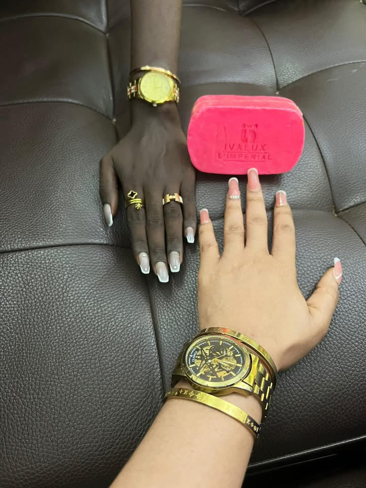 Lala Blanche – Savon Éclaircissant 24h Chrono | Peau plus Claire, Lisse et Lumineuse